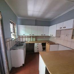 To Let 3 Bedroom Property for Rent in Ravensmead Western Cape